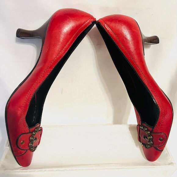 Nicole-Made In Brazil-3" Heels Red Leather/Antique Gold Buckle-Size 8 1/2-Comfy - Picture 8 of 15